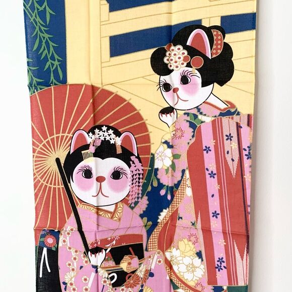 NWT Cat Manekineko Tenugui Towel Maiko Kimono Japanese Fabric Towel Tapestry - Picture 2 of 4